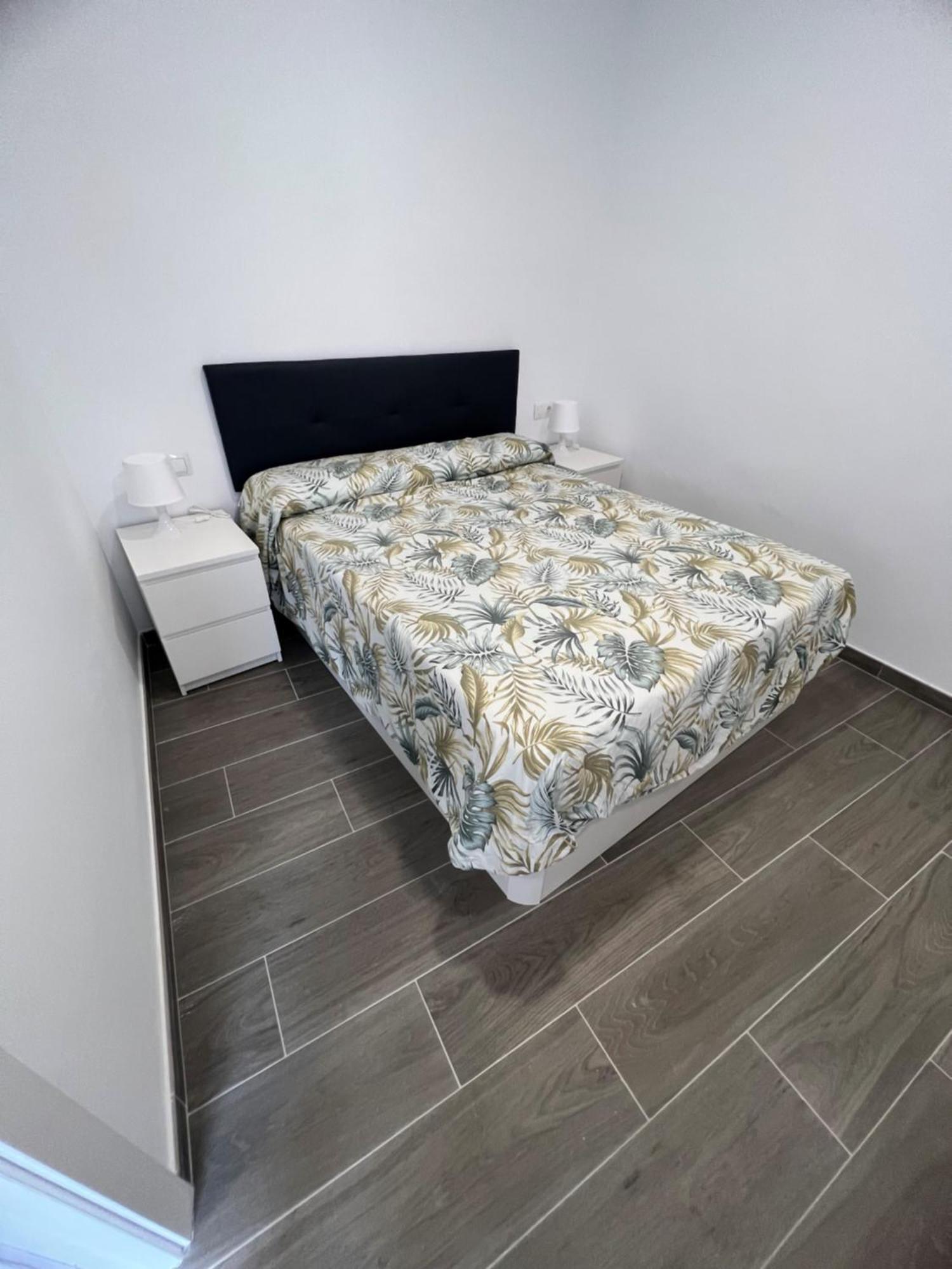 Apartamentos Montalvo Metropolis A Torremolinos Bagian luar foto